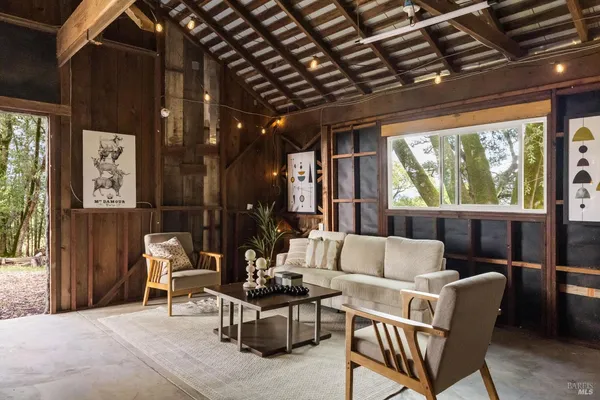 $2,299,000 | 100 Zachary Lane, Santa Rosa, CA 95404