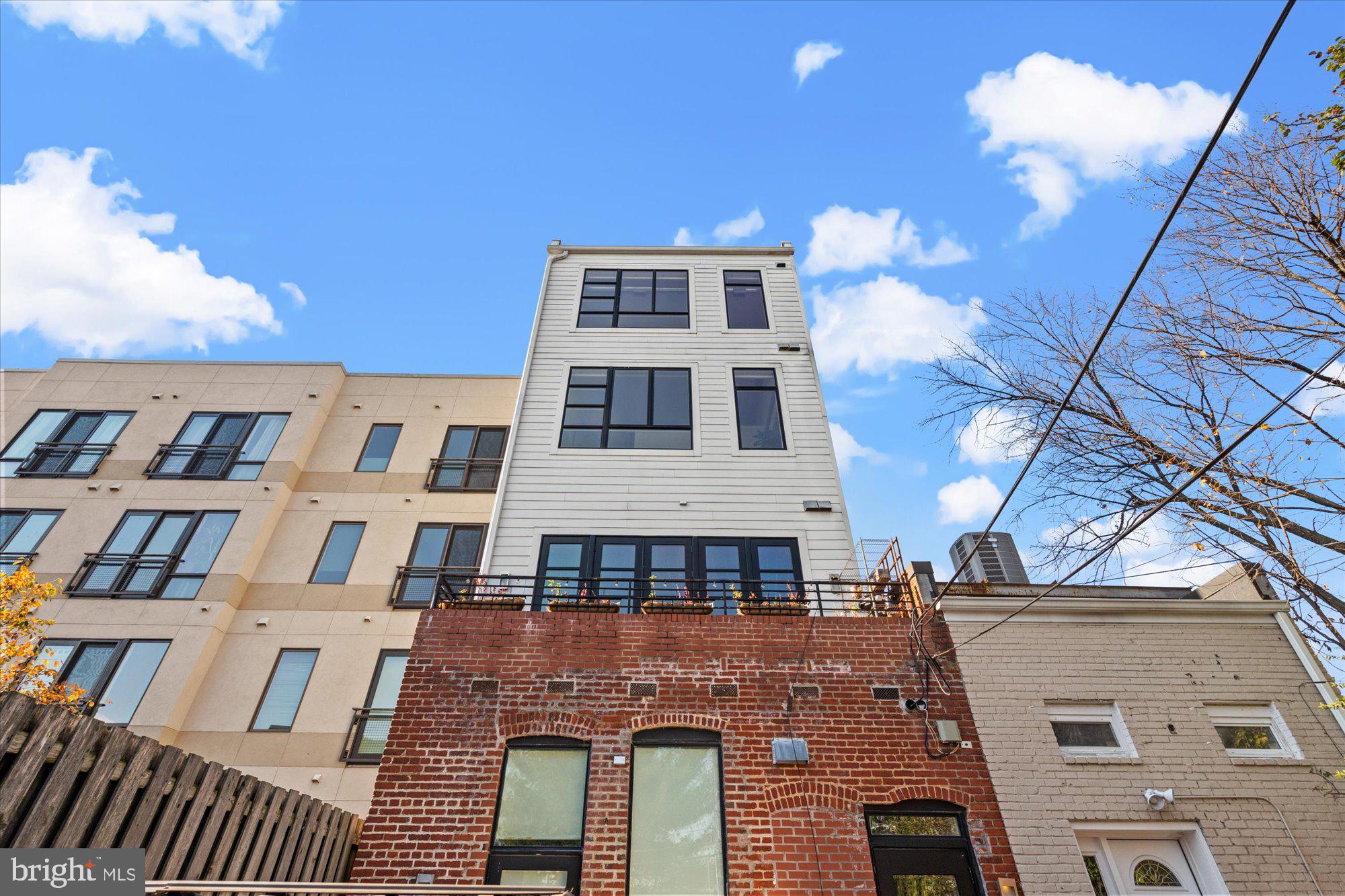 732 15th Street Southeast, Unit 6 Washington, DC 20003 - Photo 3 of 41