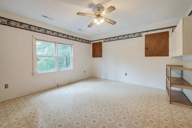 $999,000 | 820 Pineneedle Way, Charleston, SC 29492