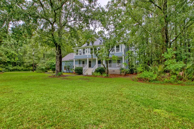 $999,000 | 820 Pineneedle Way, Charleston, SC 29492