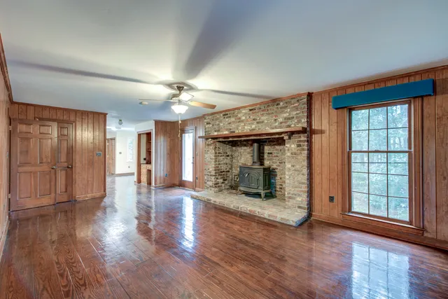 $999,000 | 820 Pineneedle Way, Charleston, SC 29492