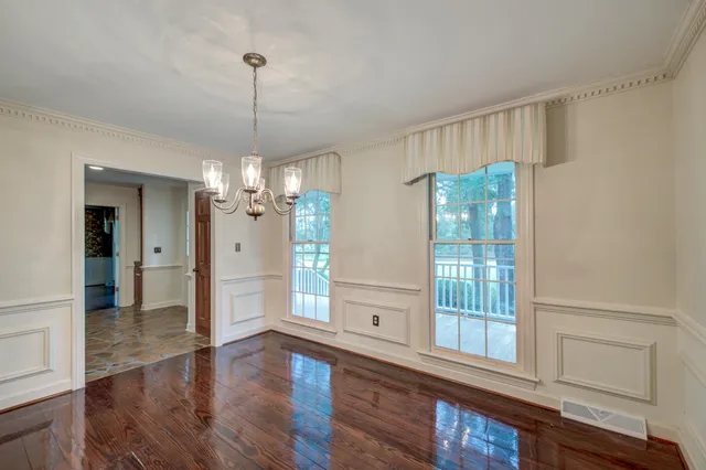 $999,000 | 820 Pineneedle Way, Charleston, SC 29492