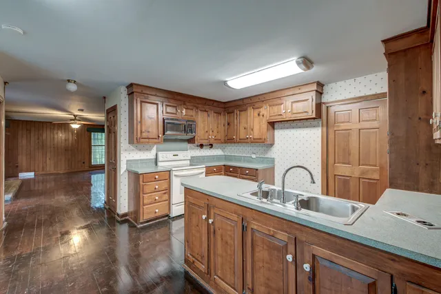 $999,000 | 820 Pineneedle Way, Charleston, SC 29492