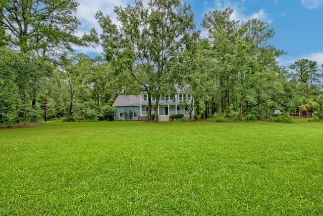 $999,000 | 820 Pineneedle Way, Charleston, SC 29492