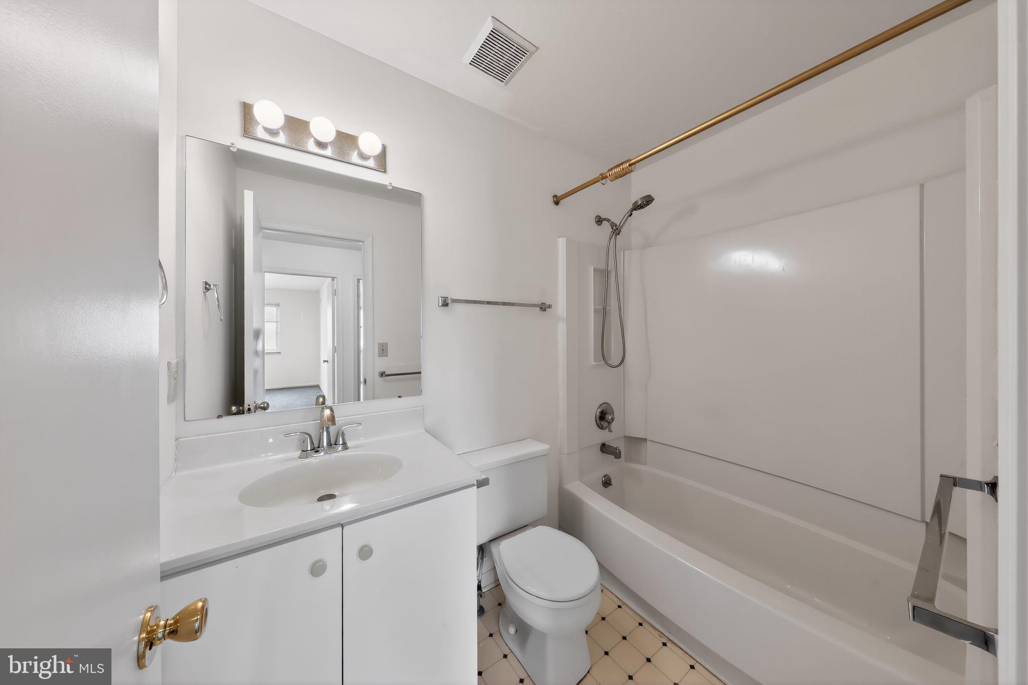 8 O O Rourke Court Newark, DE 19702 - Photo 14 of 29