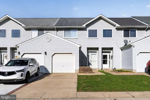 $368,000 | 8 O O Rourke Court, Newark, DE 19702