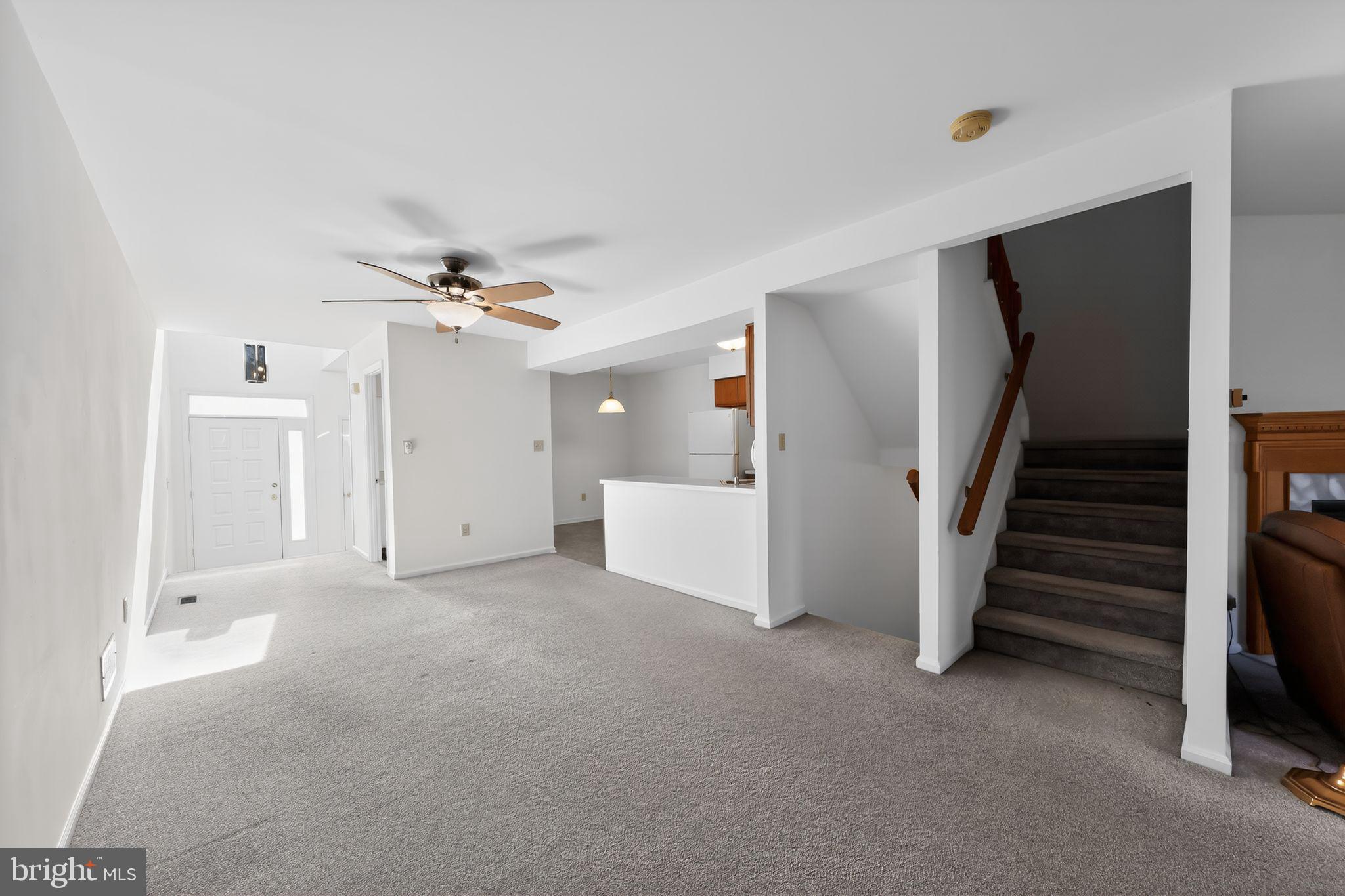 8 O O Rourke Court Newark, DE 19702 - Photo 4 of 29