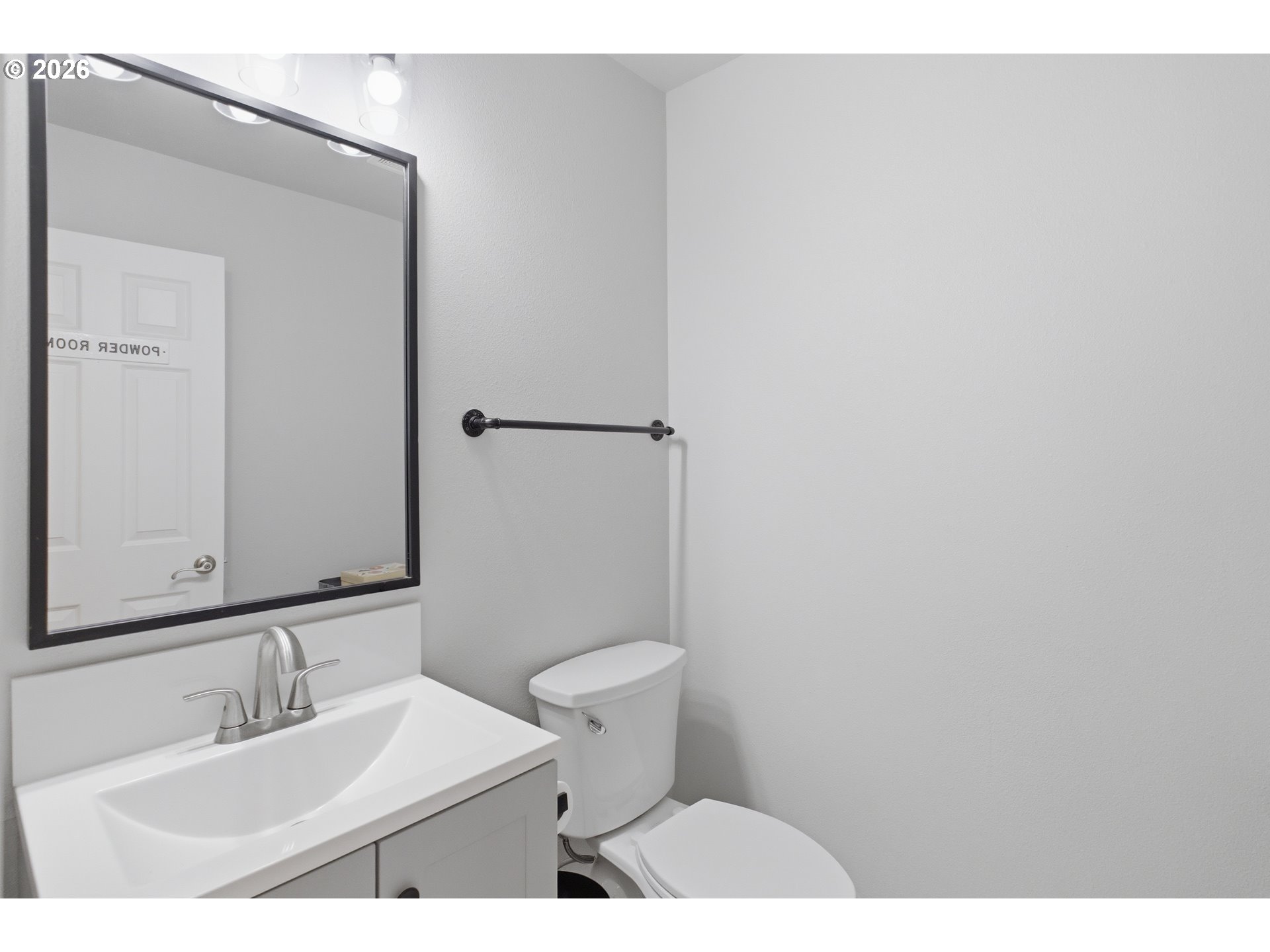 2925 Doaks Ferry Road Northwest Salem, OR 97304 - Photo 22 of 47 a bathroom with a sink and a toilet