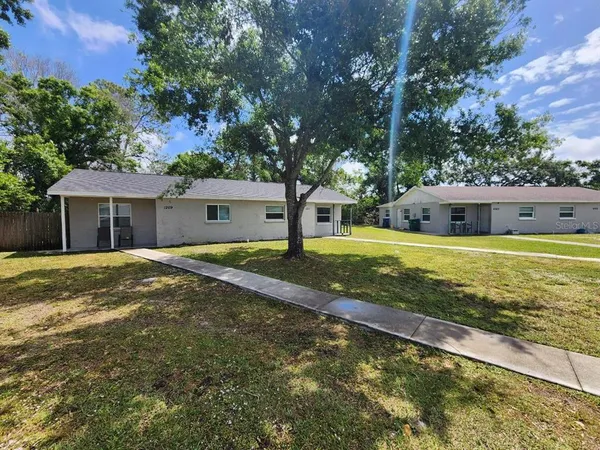 $1,895 | 1209 62nd Avenue East, Bradenton, FL 34203