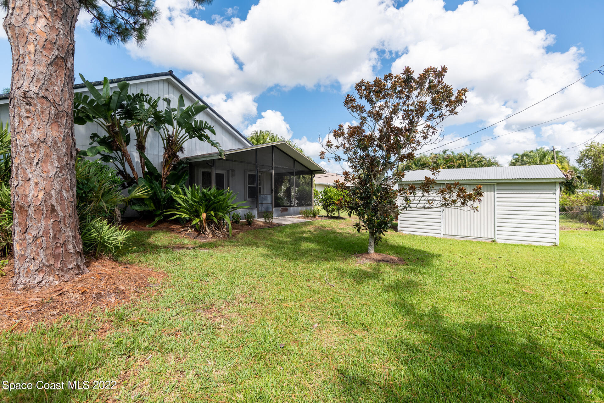 1686 Barber Street Sebastian, FL 32958 - Photo 15 of 16 SKIBERG-MURPHY-1686 BARBER ST (65)-HDR