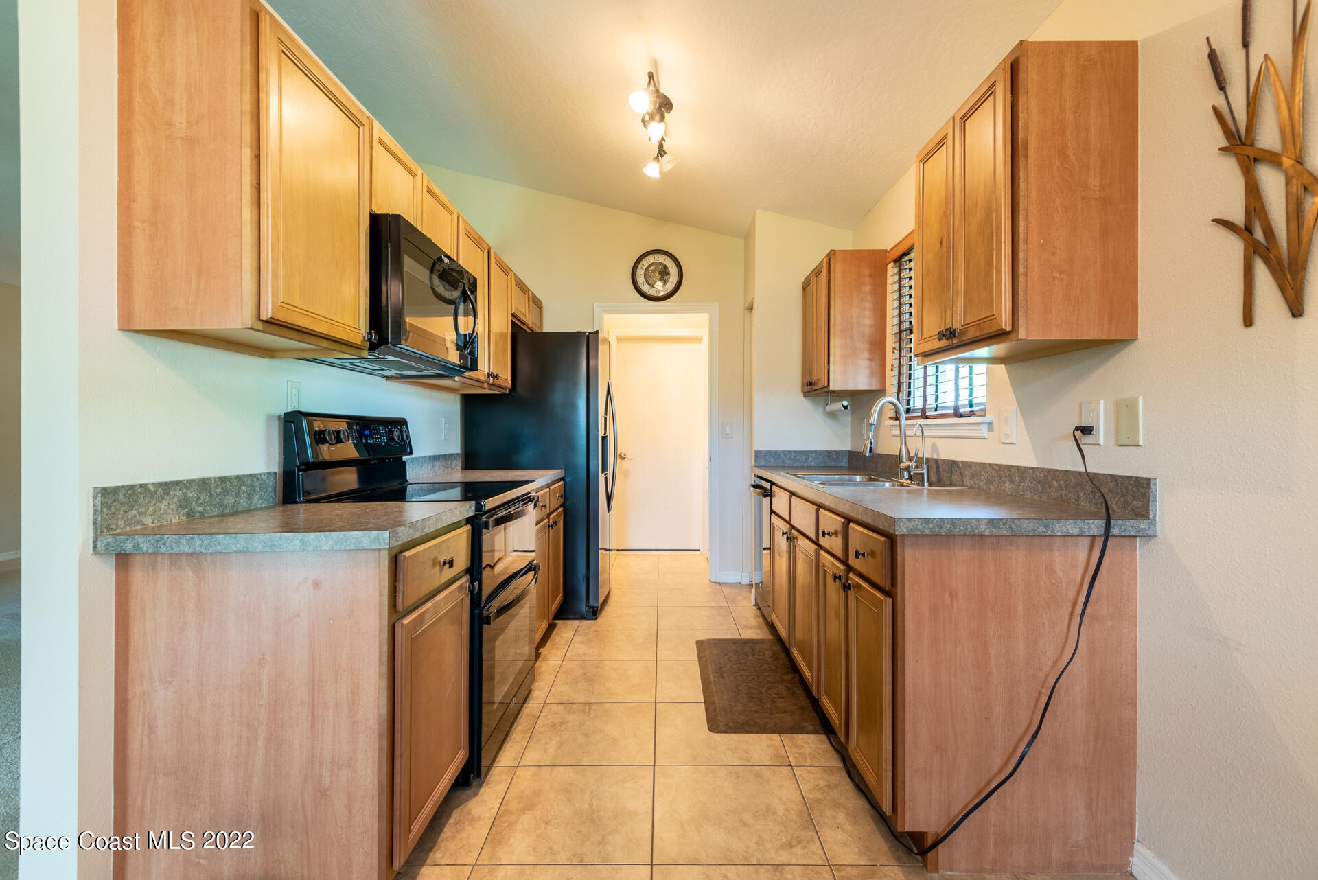 1686 Barber Street Sebastian, FL 32958 - Photo 5 of 16 SKIBERG-MURPHY-1686 BARBER ST (38)-HDR