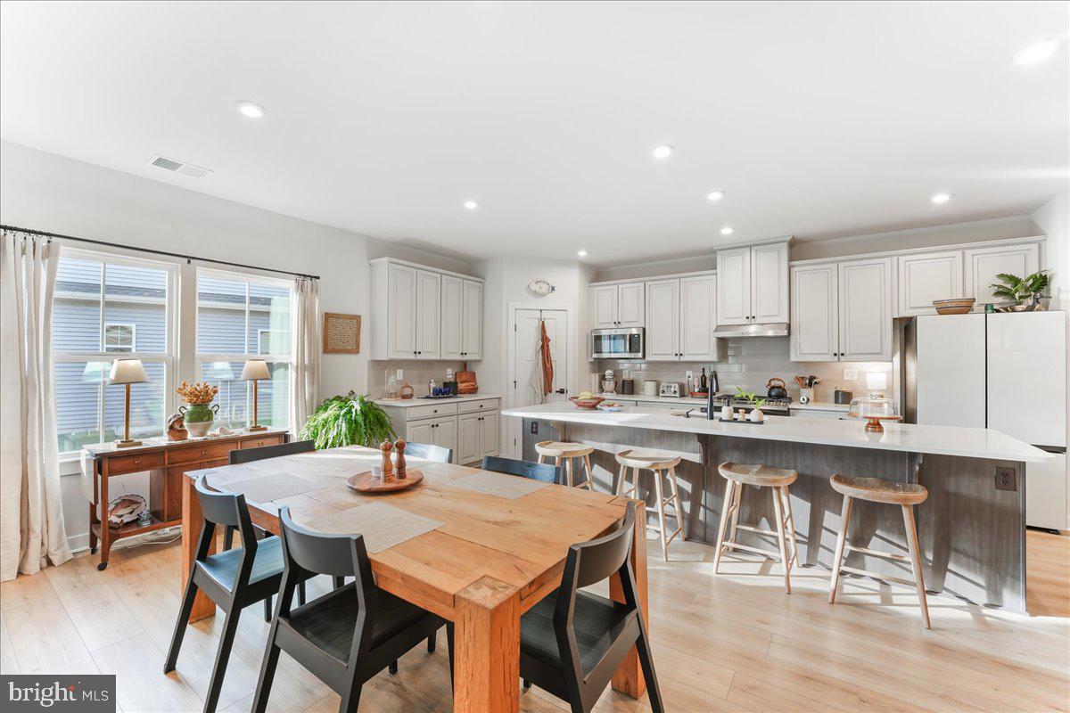 37360 Kestrel Way Ocean View, DE 19970 - Photo 13 of 39 Ample Natural Light Beams Upon the Bright Tones