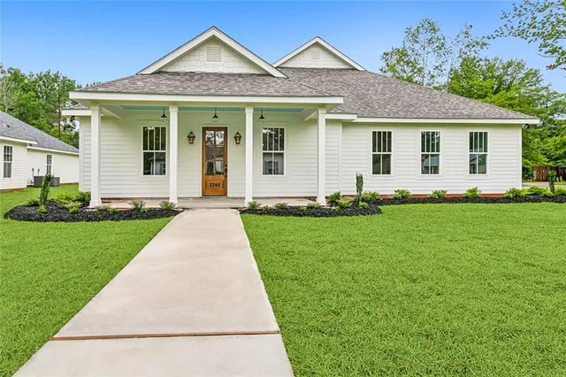 $4,800 | 2246 Caroline Street, Mandeville, LA 70448