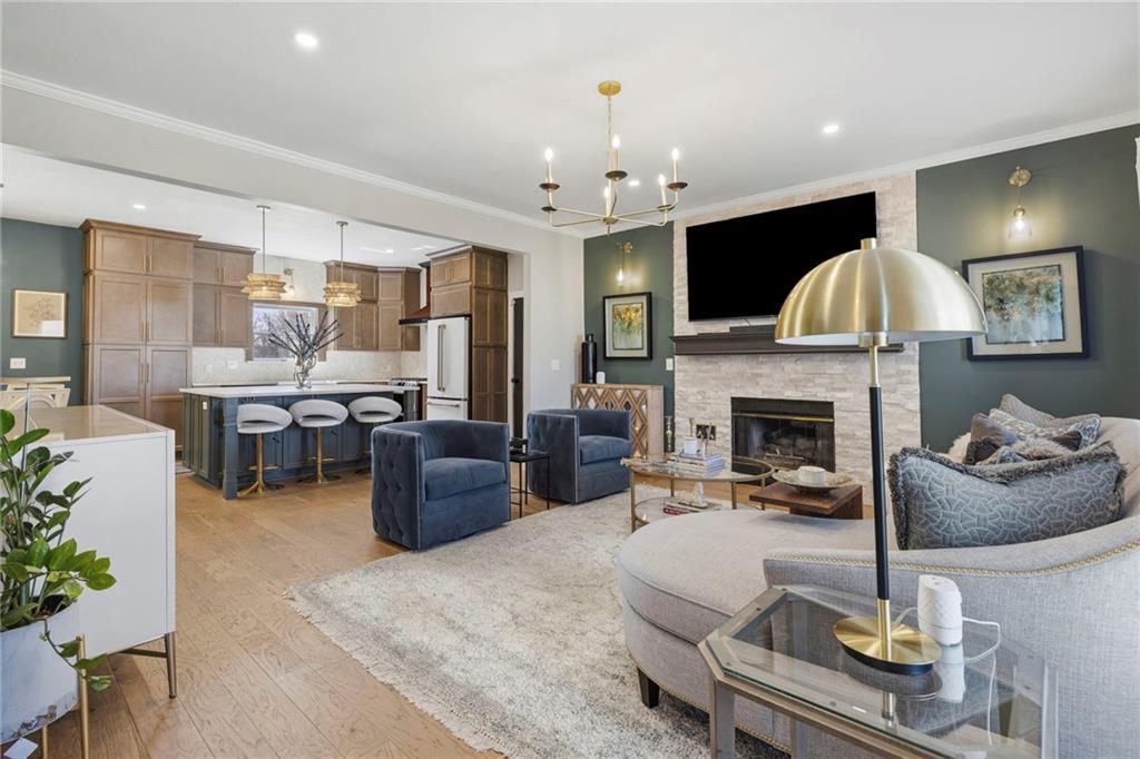 225 Southwest Seagull Street Lee's Summit, MO 64082 - Photo 5 of 53