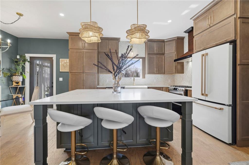 225 Southwest Seagull Street Lee's Summit, MO 64082 - Photo 7 of 53