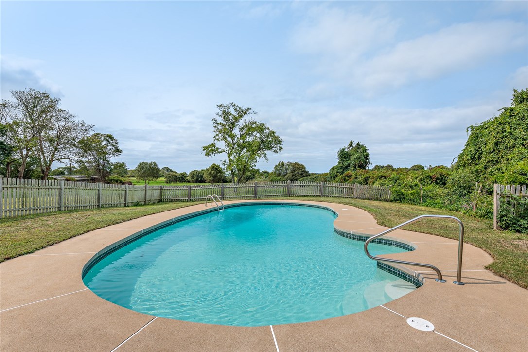 4 Fairfield Drive Little Compton, RI 02837 - Photo 14 of 49