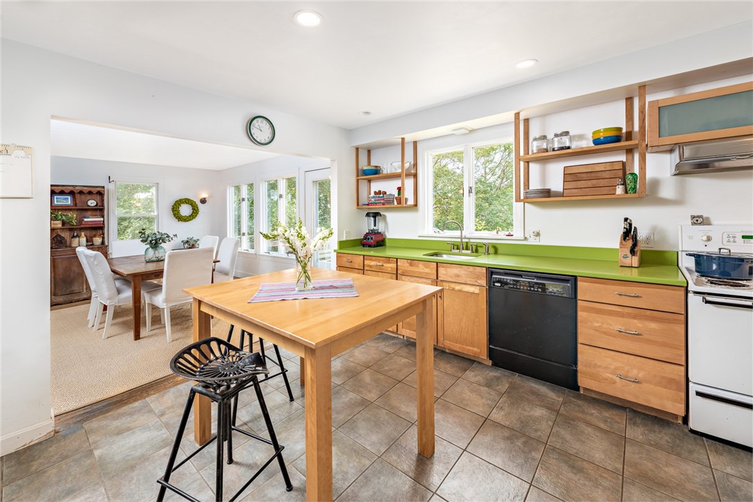 4 Fairfield Drive Little Compton, RI 02837 - Photo 23 of 49