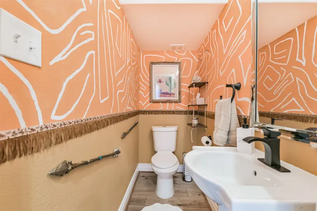 $3,000 | 1010 Melneeka Lane, Houston, TX 77091