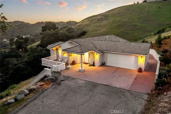 $995,000 | 9500 Corona Road, Atascadero, CA 93422