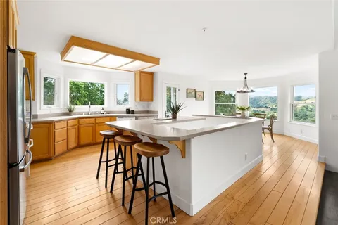 $995,000 | 9500 Corona Road, Atascadero, CA 93422