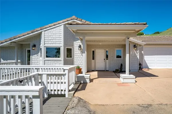 $995,000 | 9500 Corona Road, Atascadero, CA 93422