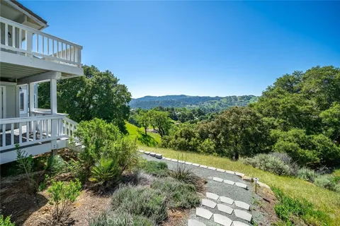 $995,000 | 9500 Corona Road, Atascadero, CA 93422