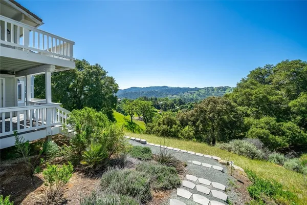 $995,000 | 9500 Corona Road, Atascadero, CA 93422