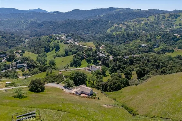 $995,000 | 9500 Corona Road, Atascadero, CA 93422