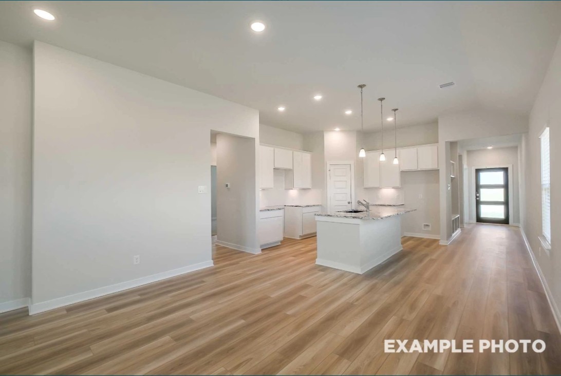 74 Leon Way Dayton, TX 77535 - Photo 3 of 12