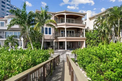 $2,999,000 | 2802 Baypointe Circle, Tampa, FL 33611