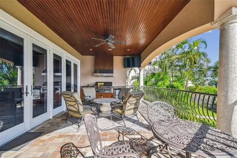 $2,999,000 | 2802 Baypointe Circle, Tampa, FL 33611