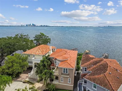 $2,999,000 | 2802 Baypointe Circle, Tampa, FL 33611