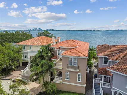 $2,999,000 | 2802 Baypointe Circle, Tampa, FL 33611