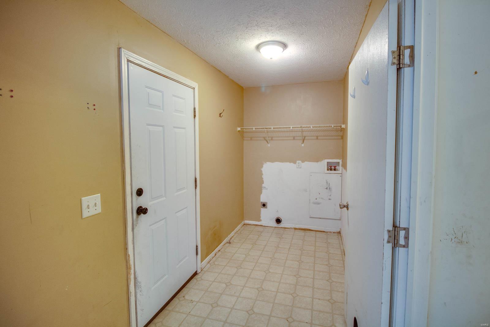 23333 Joe Knight Road Dow, IL 62022 - Photo 11 of 31