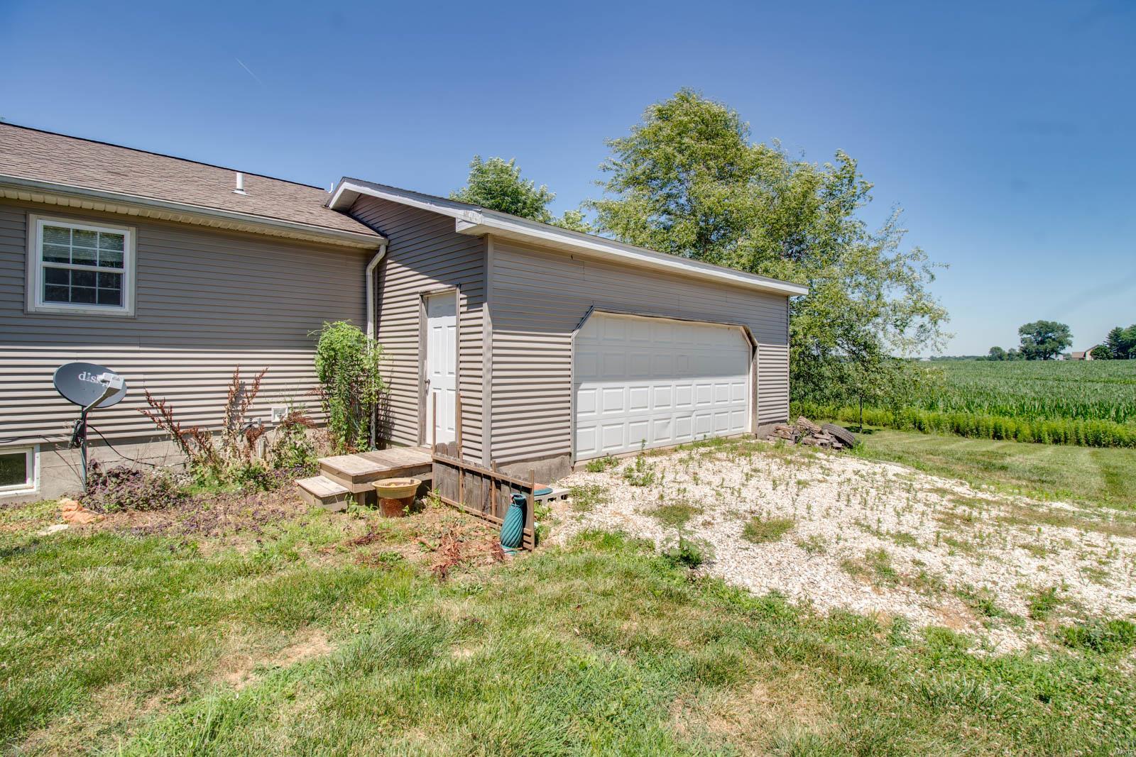 23333 Joe Knight Road Dow, IL 62022 - Photo 28 of 31