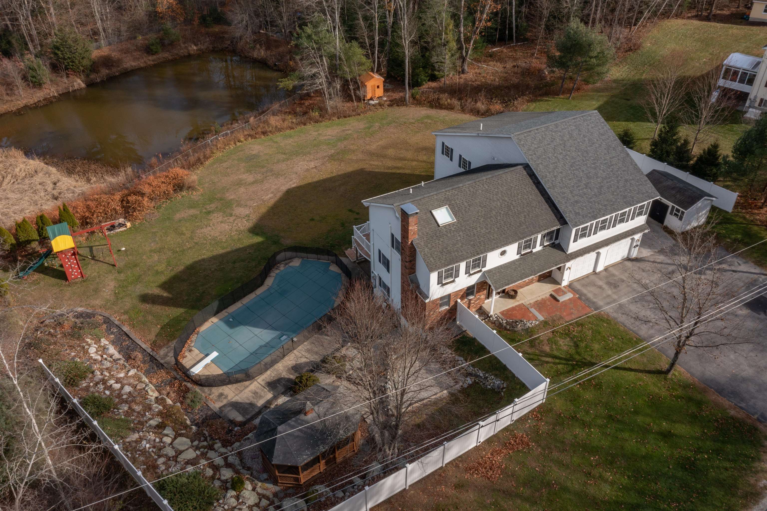 12 Cindy Drive Hooksett, NH 03106 - Photo 1 of 40