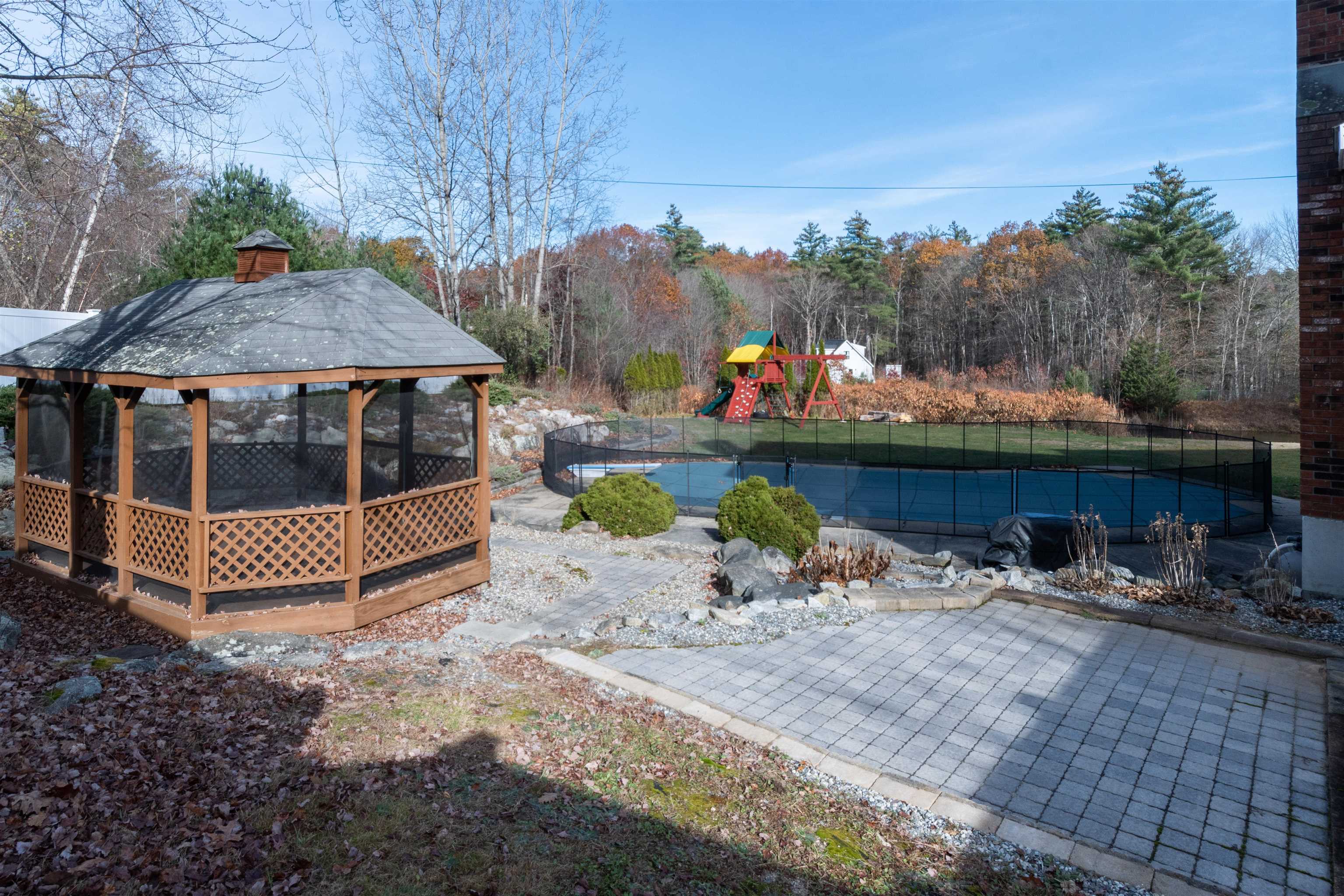 12 Cindy Drive Hooksett, NH 03106 - Photo 34 of 40