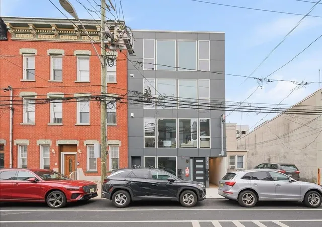 $849,000 | 134 New York Avenue, Unit 4, Jersey City, NJ 07307
