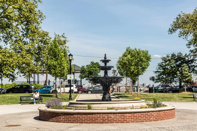 $849,000 | 134 New York Avenue, Unit 4, Jersey City, NJ 07307