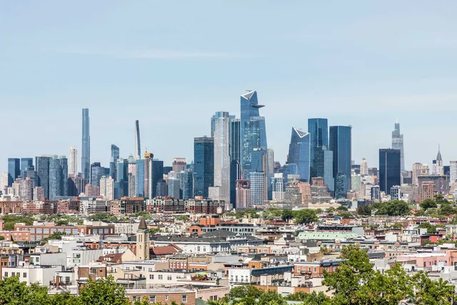 $849,000 | 134 New York Avenue, Unit 4, Jersey City, NJ 07307