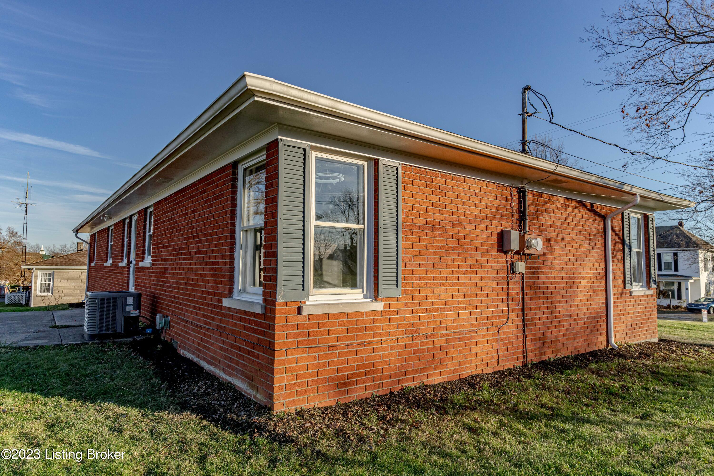 5186 Lawrenceburg Road Bloomfield, KY 40008 - Photo 32 of 35 1-07166