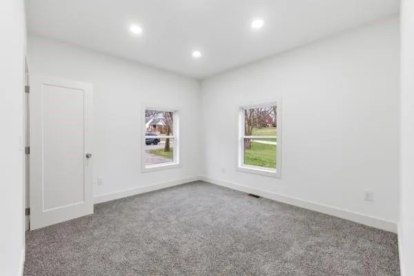 $235,000 | 7801 Stover Lane, Kansas City, KS 66109