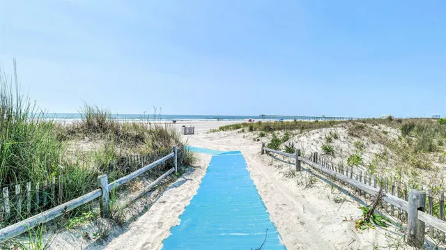 $18,000 | 5800 Boardwalk, Unit 100, Ventnor City, NJ 08406