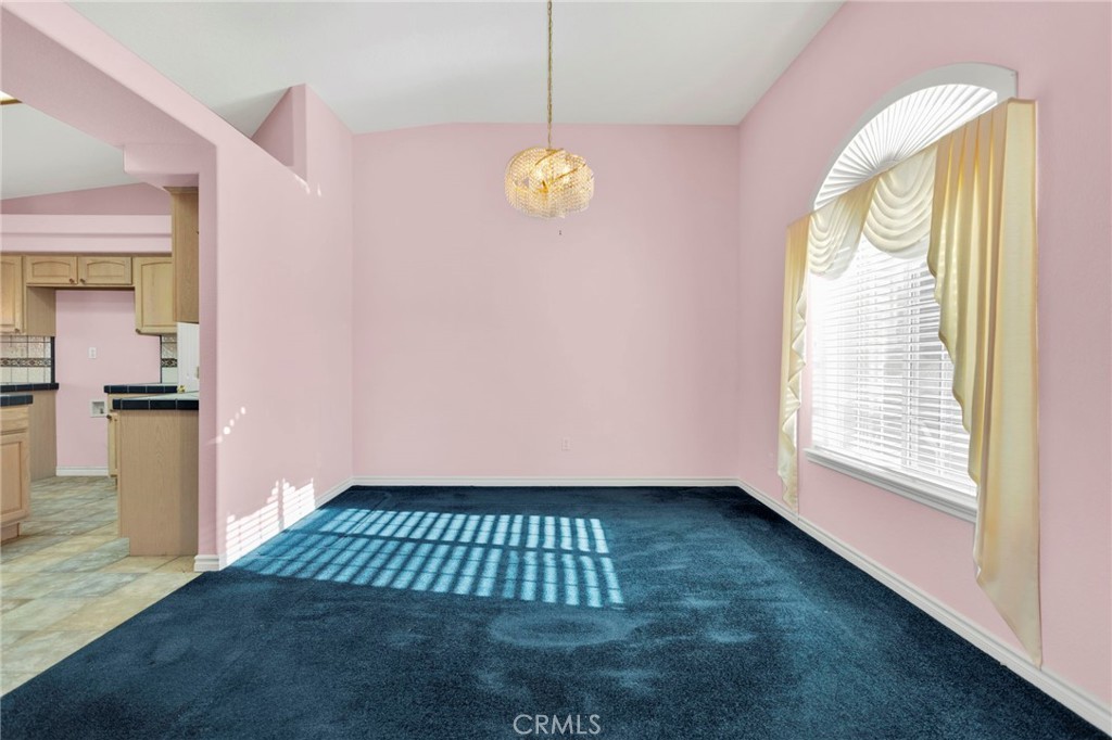 16460 Malahat Road Apple Valley, CA 92307 - Photo 13 of 54