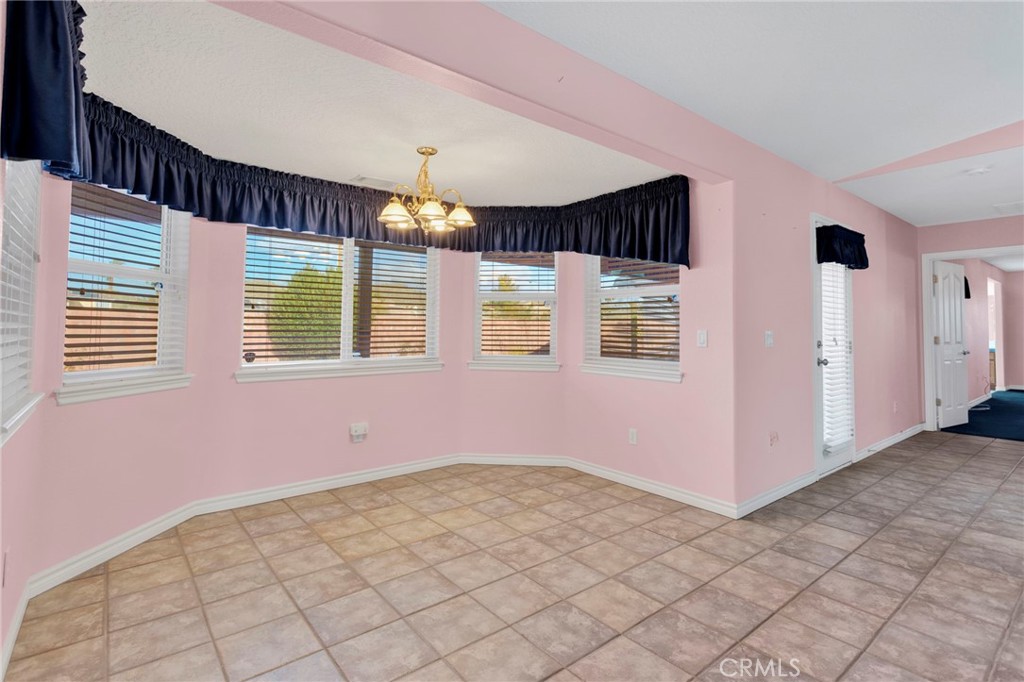 16460 Malahat Road Apple Valley, CA 92307 - Photo 17 of 54