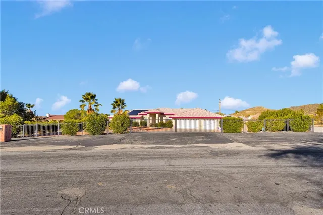 $575,000 | 16460 Malahat Road, Apple Valley, CA 92307