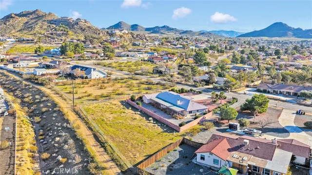 $575,000 | 16460 Malahat Road, Apple Valley, CA 92307