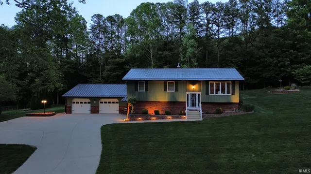 $379,900 | 774 Thompson Lane, Paoli, IN 47454