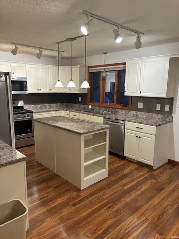 $379,900 | 774 Thompson Lane, Paoli, IN 47454