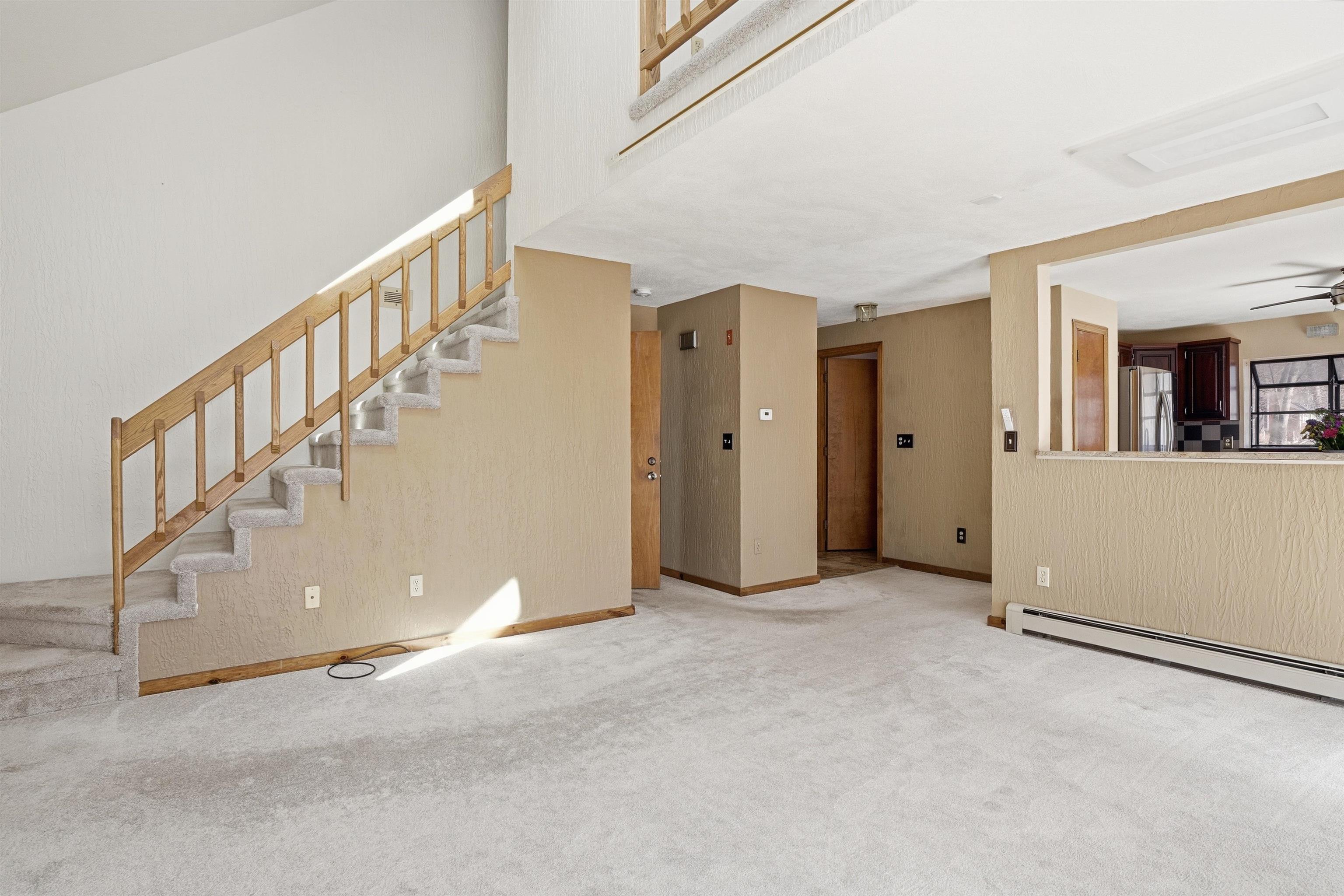10 Hunter Drive Derry, NH 03038 - Photo 20 of 55